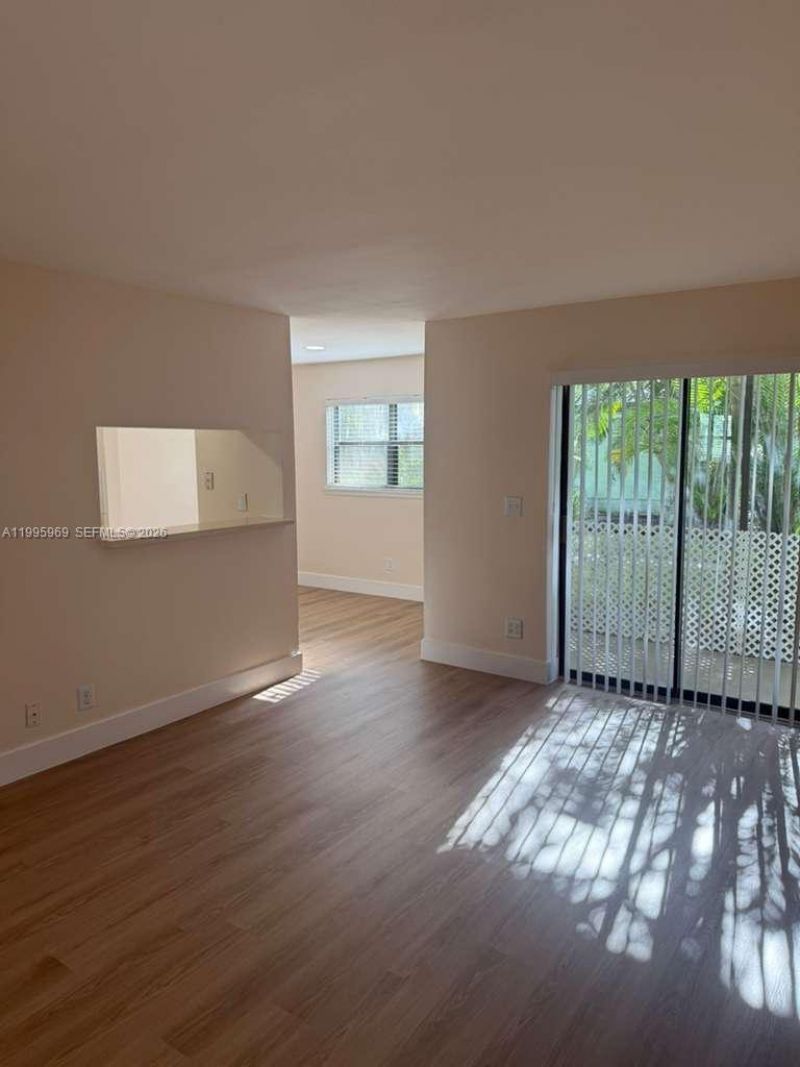 4085 NW 87th Ave, Unit 4085, Sunrise, FL 33351 Main Photo