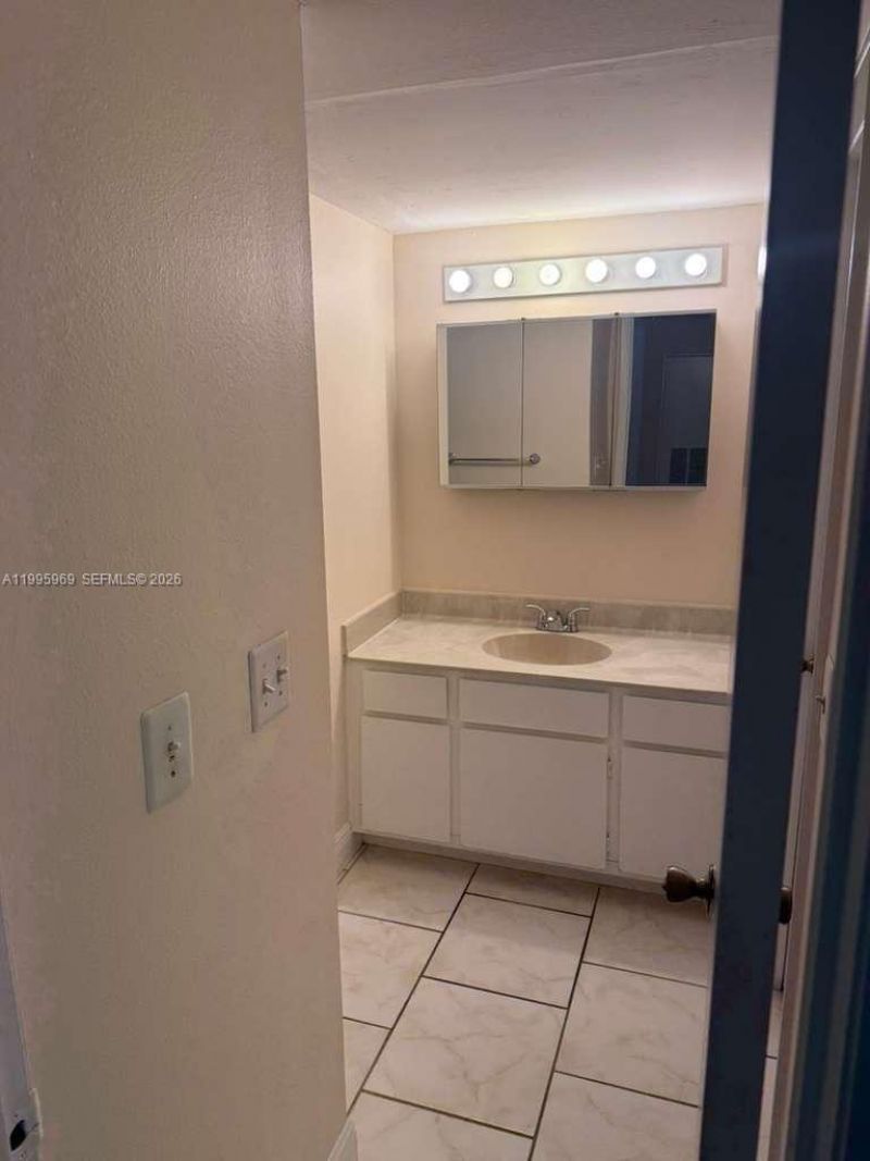 4085 NW 87th Ave, Unit 4085, Sunrise, FL 33351 Photo
