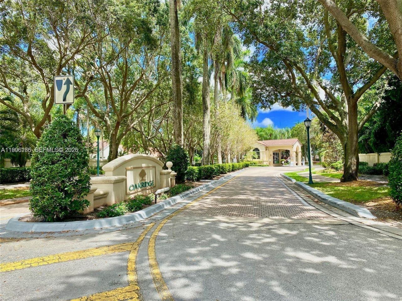 4938 SW 33rd Way , Hollywood, FL 33312 Photo