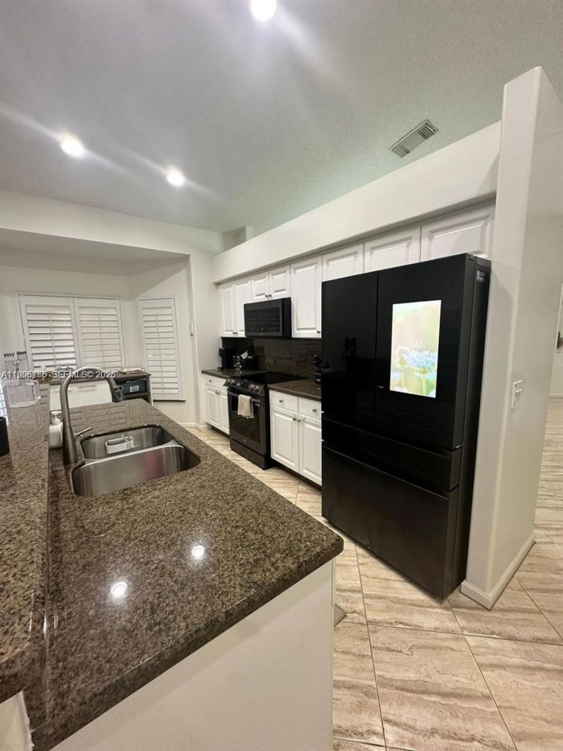 4938 SW 33rd Way , Hollywood, FL 33312 Photo