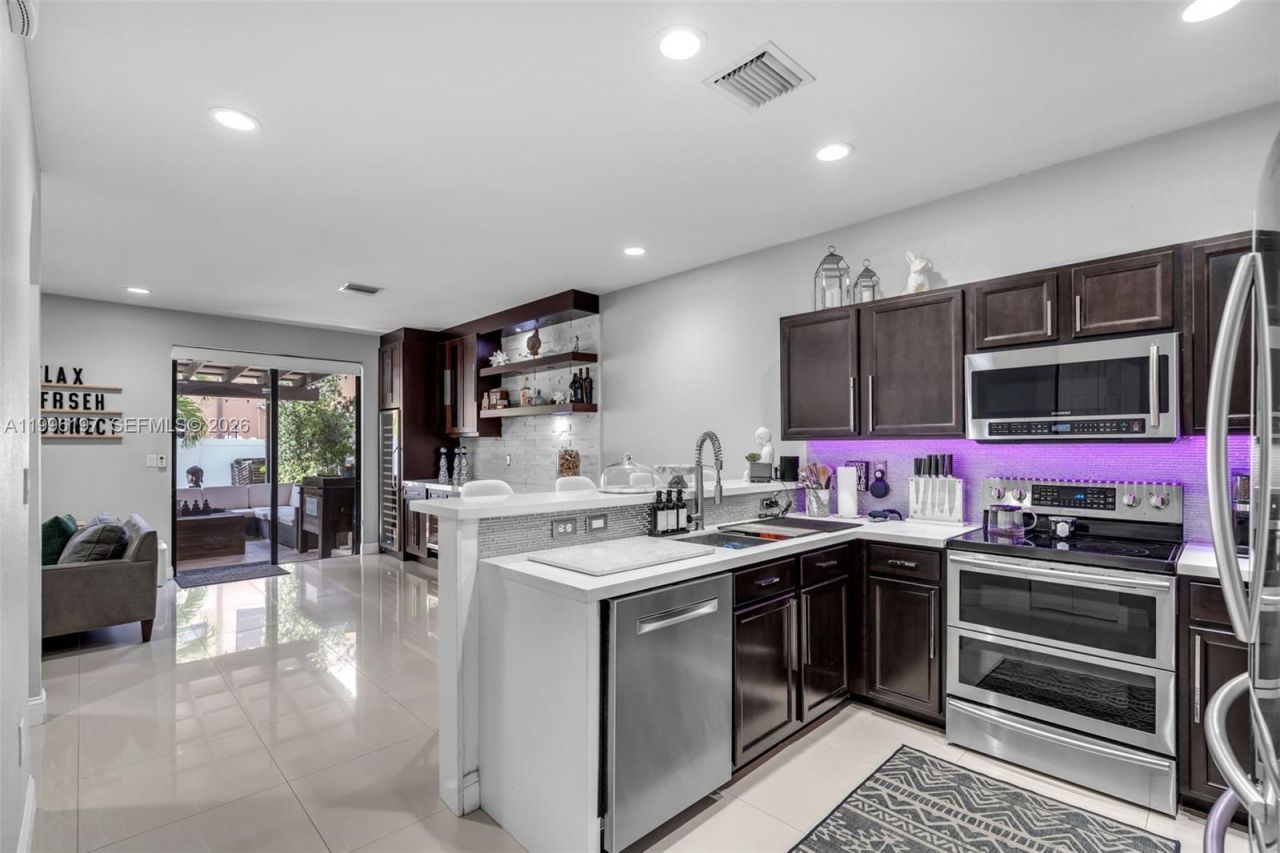 3446 W 90th St, Hialeah, FL 33018 Photo