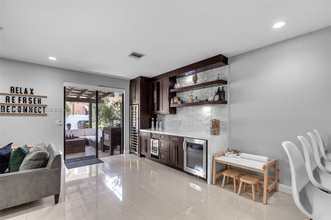 3446 W 90th St, Hialeah, FL 33018 Photo