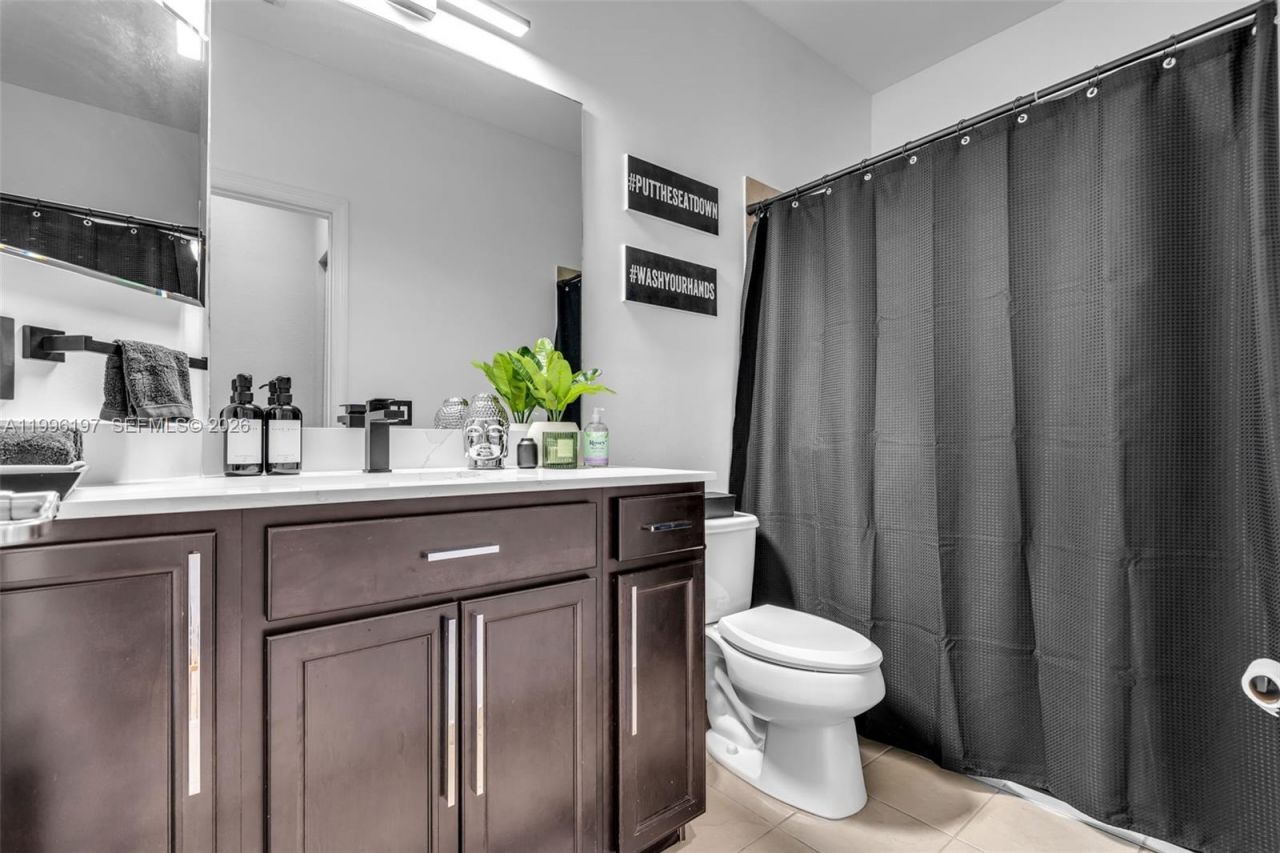 3446 W 90th St, Hialeah, FL 33018 Photo