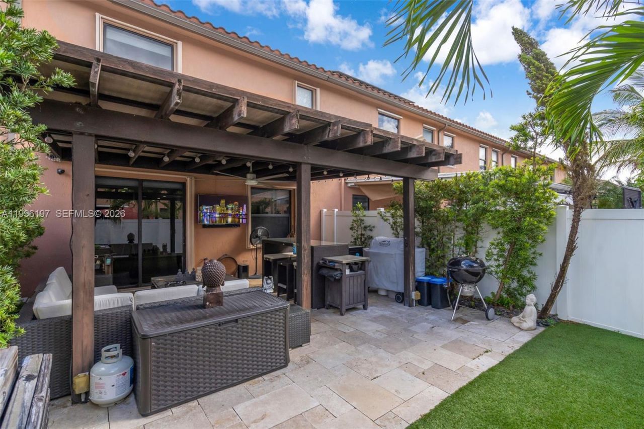 3446 W 90th St, Hialeah, FL 33018 Photo