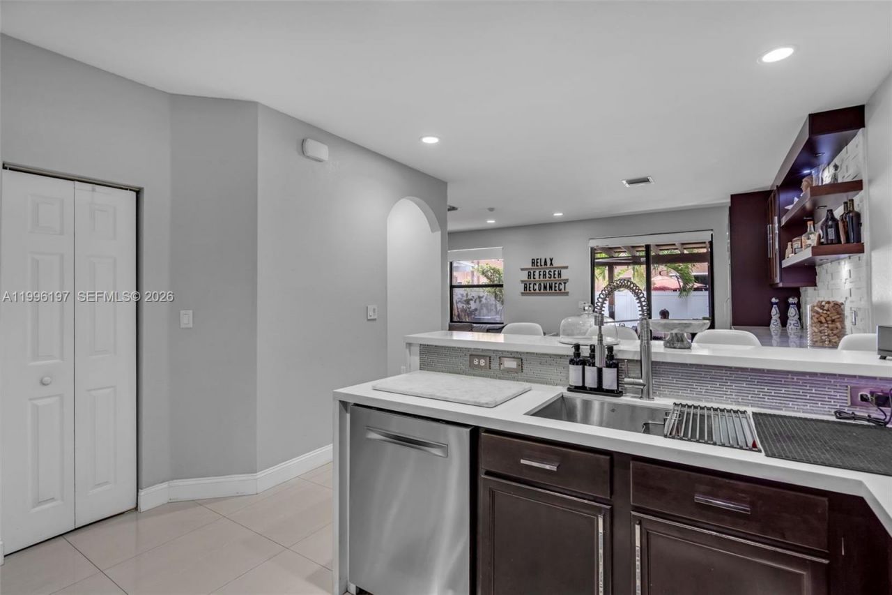 3446 W 90th St, Hialeah, FL 33018 Photo