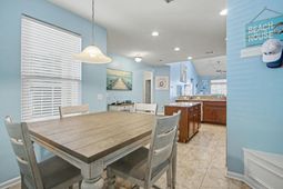 737 Salerno Circle  photo 4