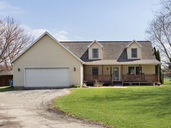 893 Pearson Road , Chesterton, IN 46304