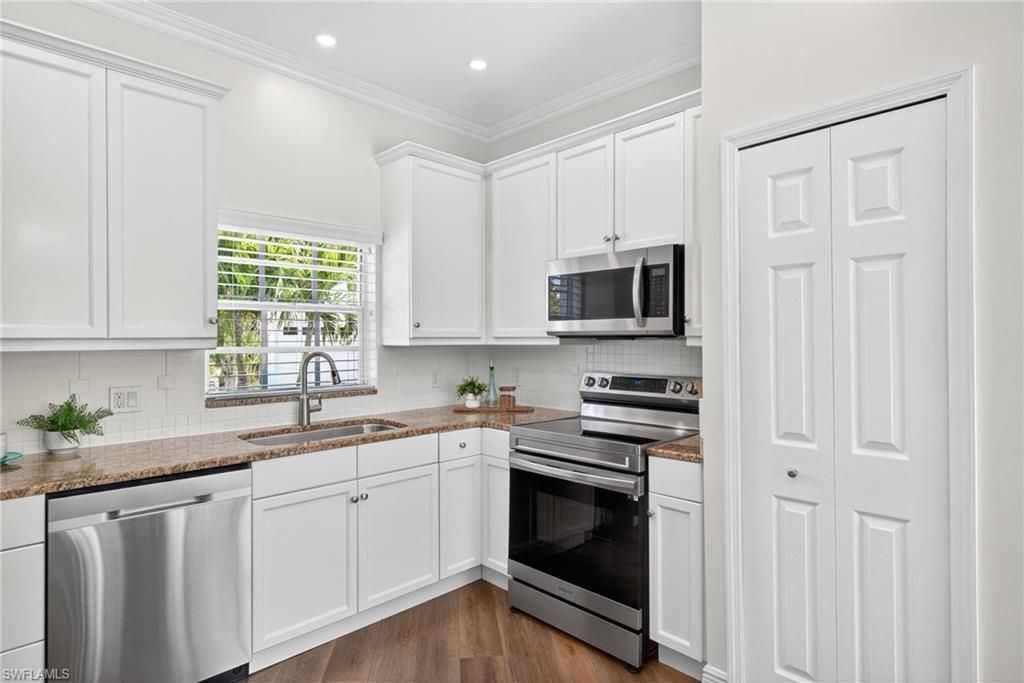 10705 Blue Bimini Cir , Estero, FL 33928 Photo