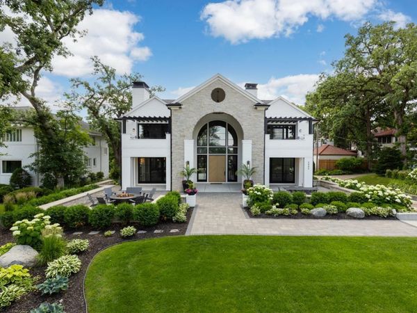 4889 E Lake Harriet Parkway , Minneapolis, MN 55419