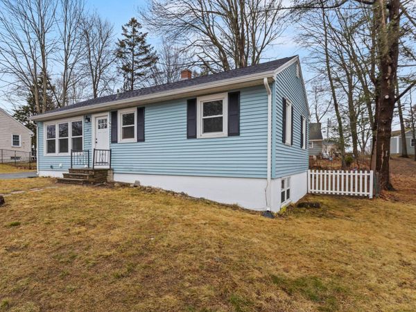 64 Coach Road, South Portland, ME 04106