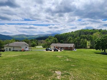 4001 BENTONVILLE ROAD, BENTONVILLE, VA 22610