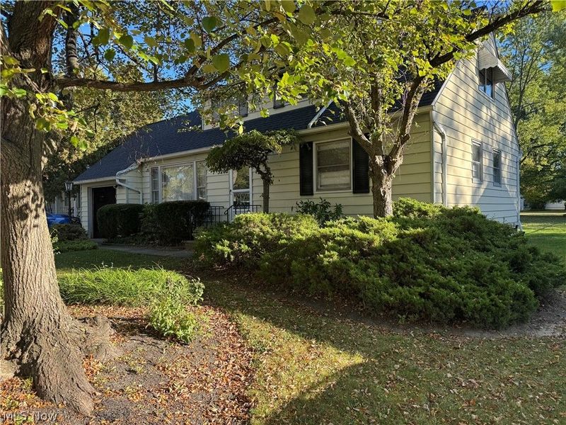 5202 Longton Road, Lyndhurst, OH 44124 Photo 1