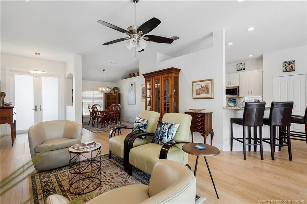 371 NW Emilia Way, Jensen Beach, FL 34957 Photo