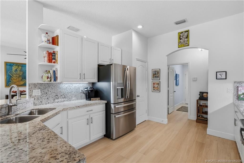 371 NW Emilia Way, Jensen Beach, FL 34957 Photo