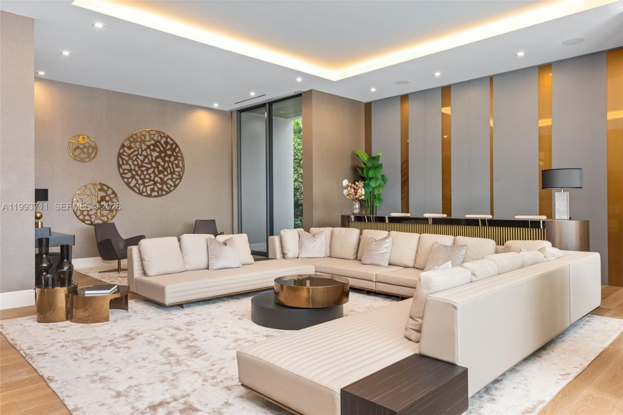 2560 Del Lago Dr, Fort Lauderdale, FL 33316 Photo