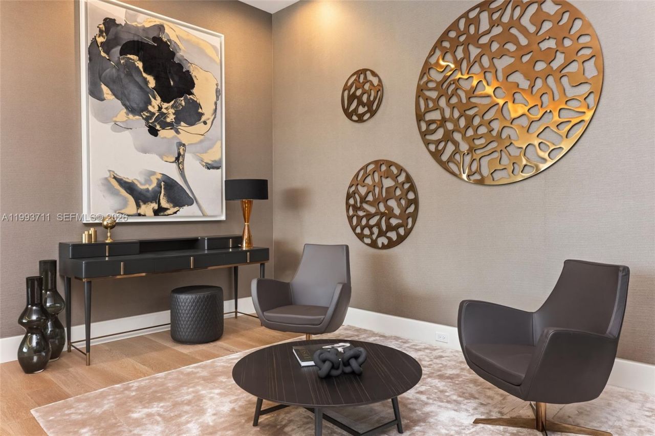 2560 Del Lago Dr, Fort Lauderdale, FL 33316 Photo