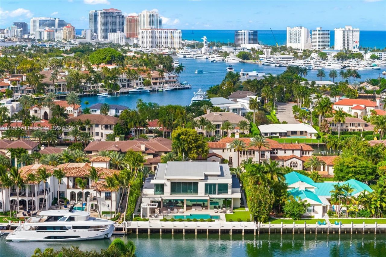 2560 Del Lago Dr, Fort Lauderdale, FL 33316 Photo