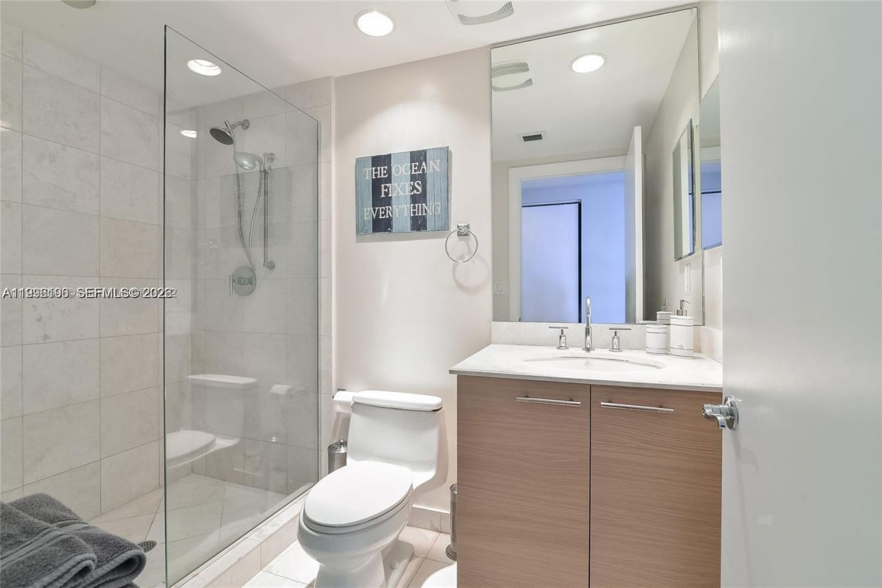 3535 S Ocean Dr, Unit 1006, Hollywood, FL 33019 Photo