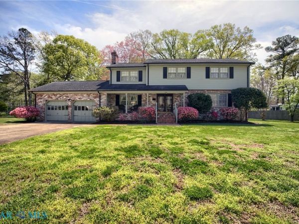 352 Wendwood Drive, Newport News, VA 23602