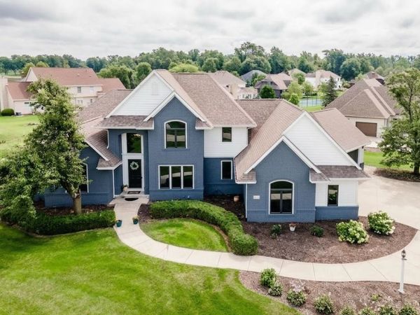 1615 Sycamore Hills Parkway, Fort Wayne, IN 46814