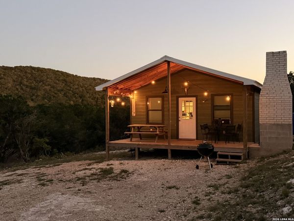 785 Private Road 3350, ConCan, TX 78838