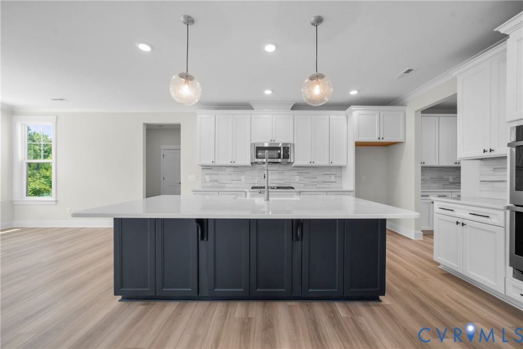 8481 Roden Drive  Mechanicsville, VA 23111