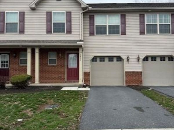 6402 CREEKBEND DRIVE , MECHANICSBURG, PA 17050