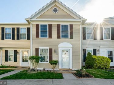8339 FELSTED LANE, MANASSAS, VA 20110