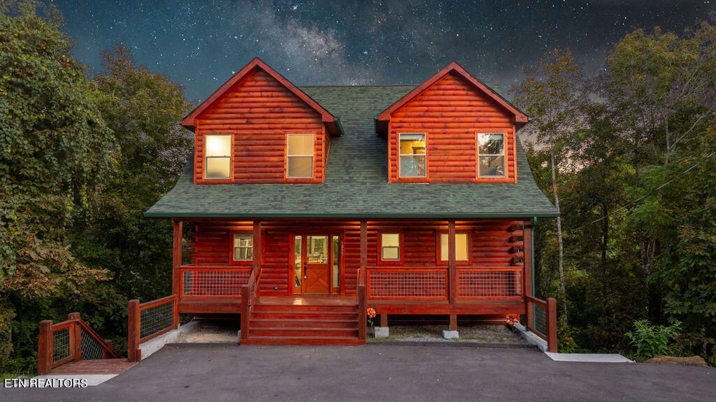 1611 White Halo Court, Sevierville, TN 37876 Main Photo