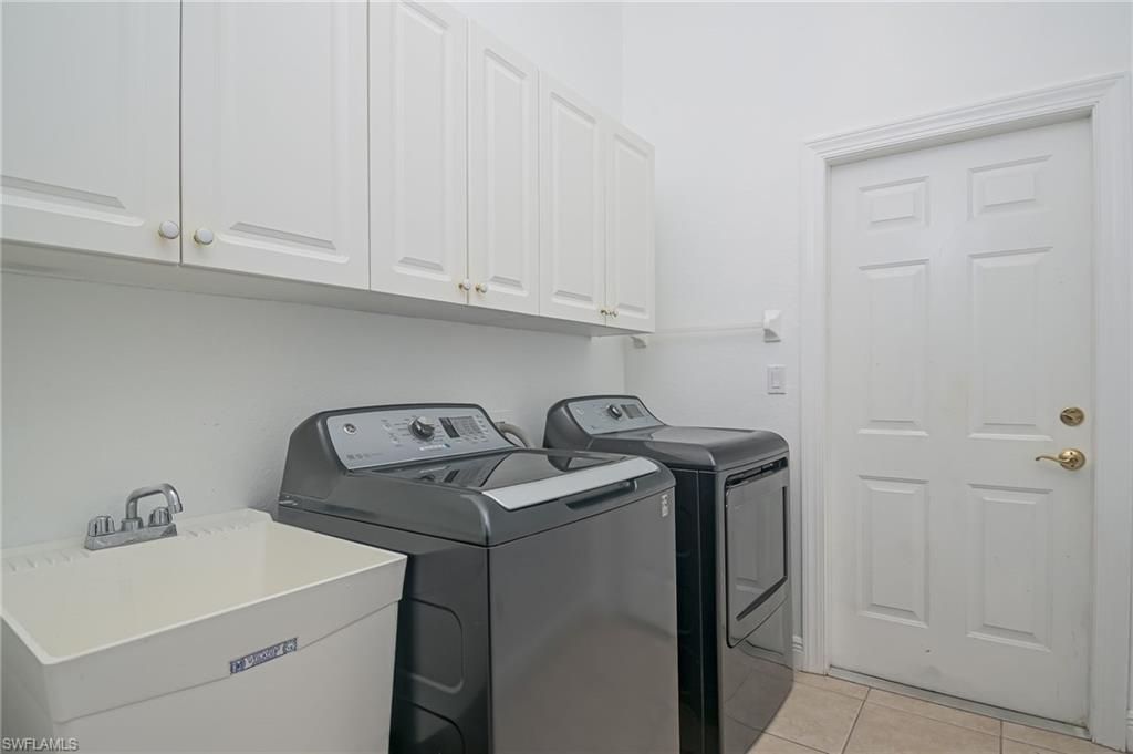 8252 Southwind Bay Cir, Fort Myers, FL 33908 Photo