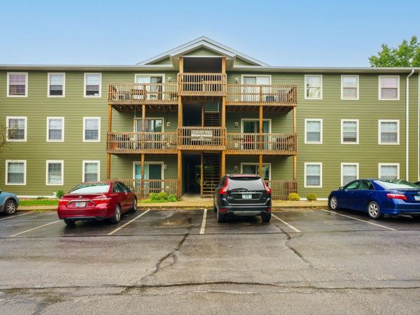 3200 E John Hinkle Place, Unit C, Bloomington, IN 47408