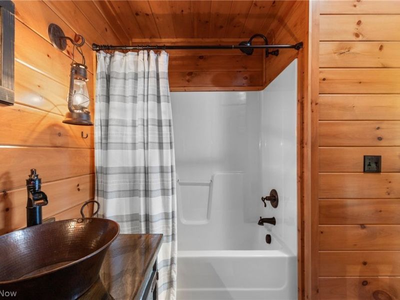 1425 Township Road 192, Cadiz, OH 43907 Photo 26