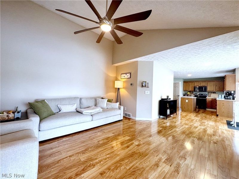 12840 Heritage Trail, North Royalton, OH 44133 Photo 12