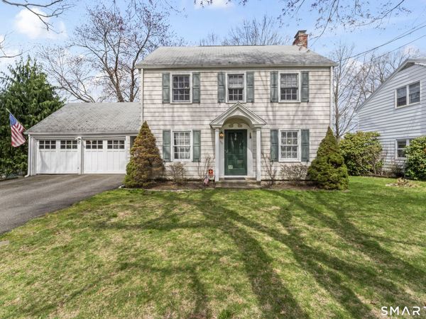 90 Toilsome Hill, Fairfield, CT 06825