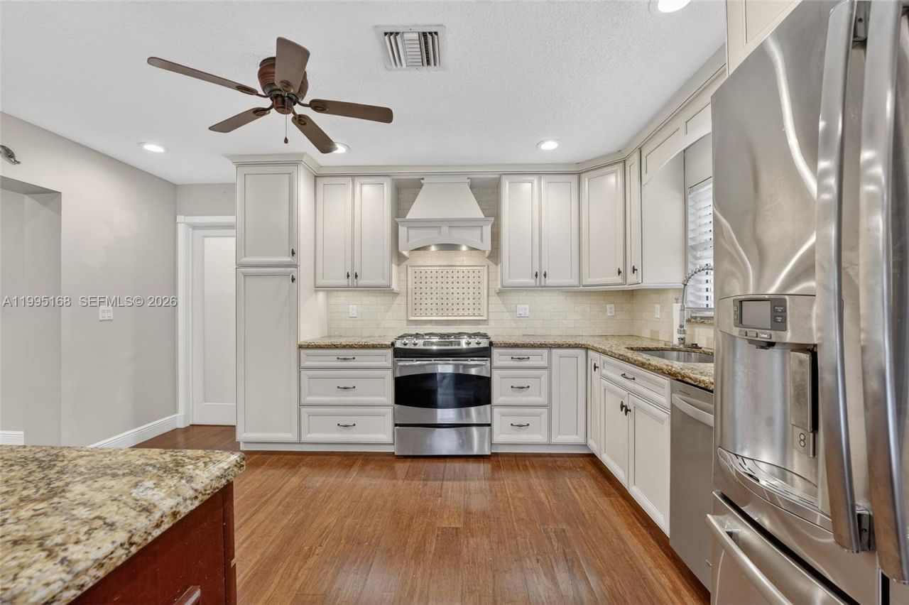 661 NW 66th Ave, Plantation, FL 33317 Photo