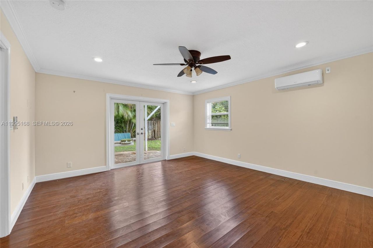 661 NW 66th Ave, Plantation, FL 33317 Photo