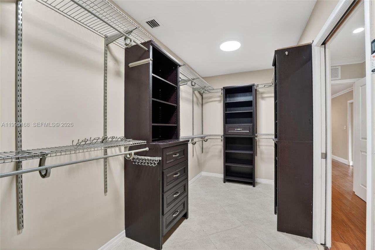 661 NW 66th Ave, Plantation, FL 33317 Photo