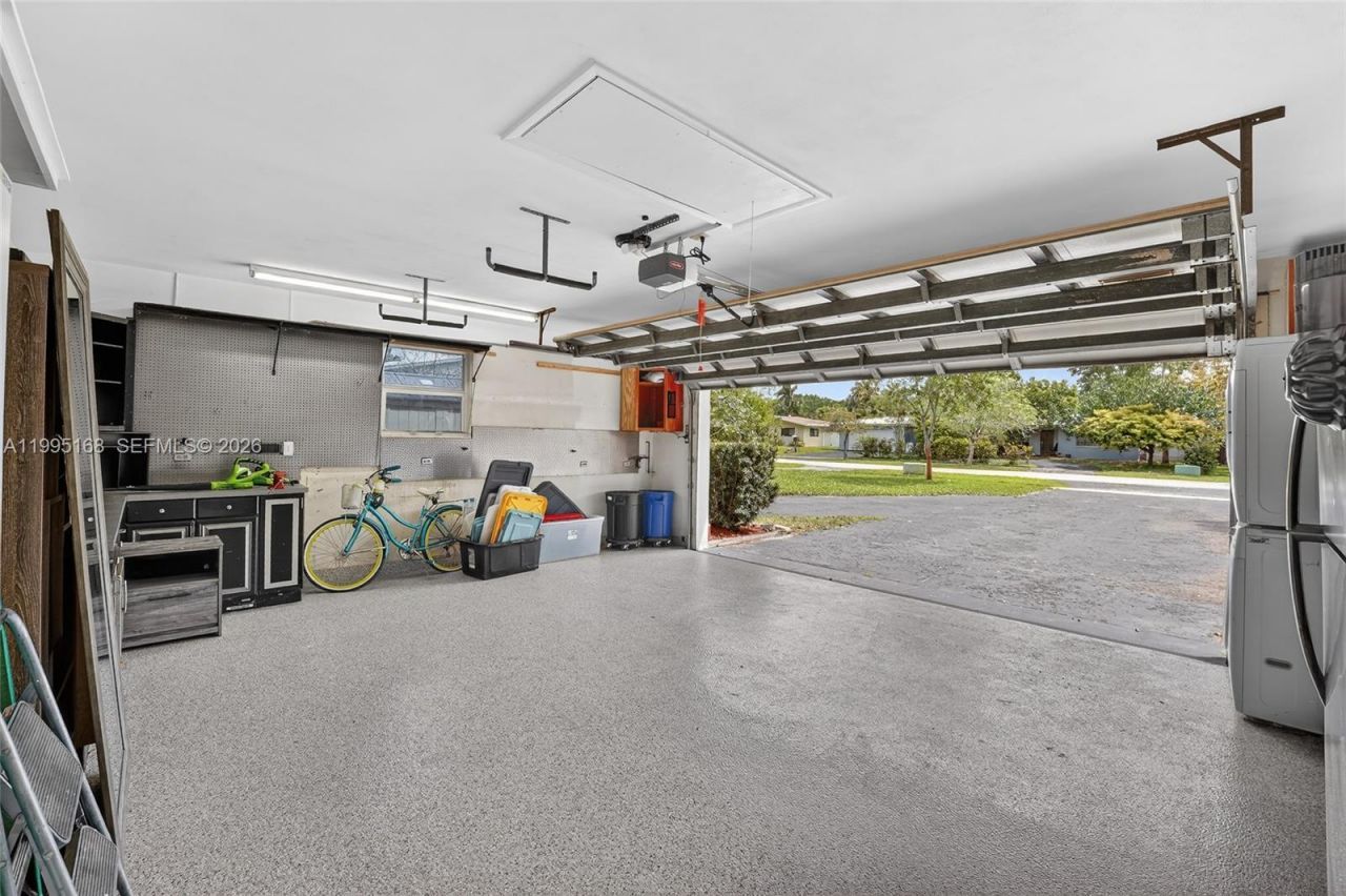 661 NW 66th Ave, Plantation, FL 33317 Photo