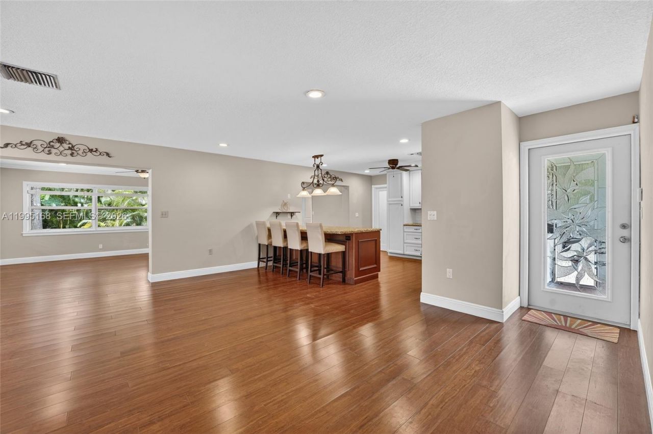 661 NW 66th Ave, Plantation, FL 33317 Photo