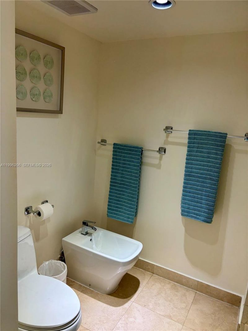 1717 N Bayshore Dr, Unit A-2254, Miami, FL 33132 Photo