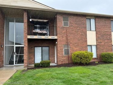 43441 Cape Drive, Sterling Heights, MI 48313