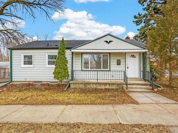 8901 W Lisbon AVENUE, Milwaukee, WI 53222