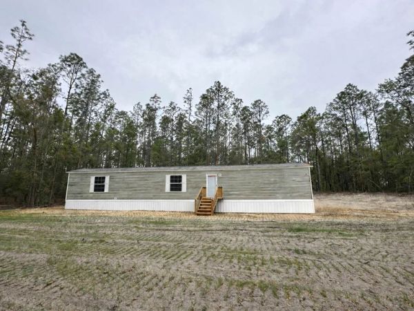 5953 NW 17 CT, Bell, FL 32619