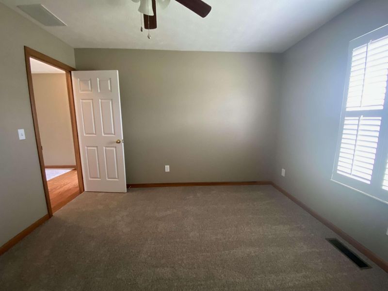 408 Deerwood Drive, Piqua, OH 45356 Photo 12