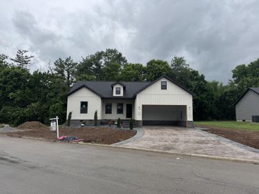 400 Bellaire Drive, Harrodsburg, KY 40330