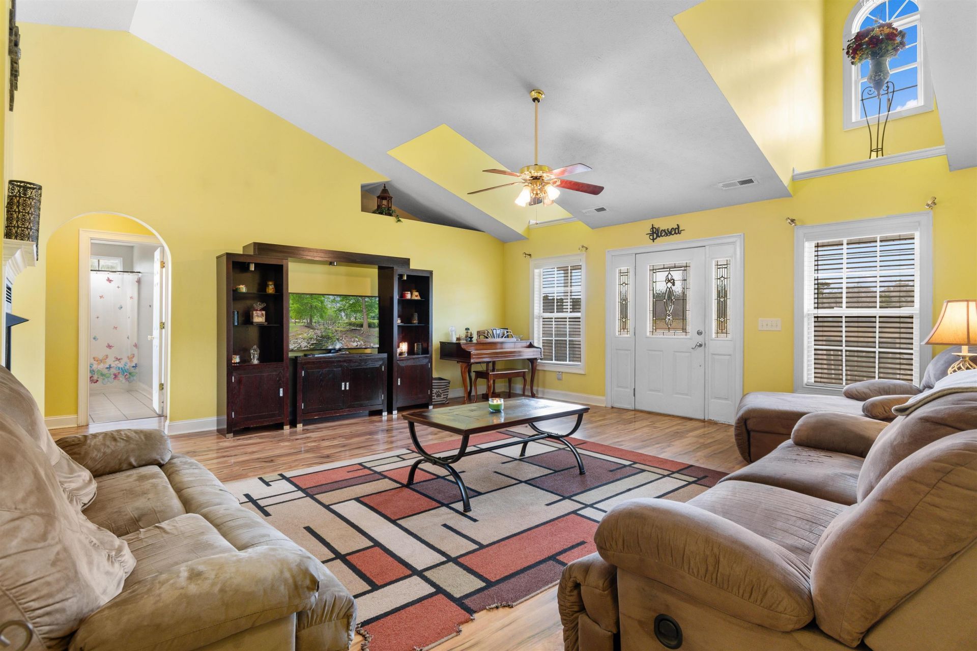 2537 Hugo Rd. Photo 11