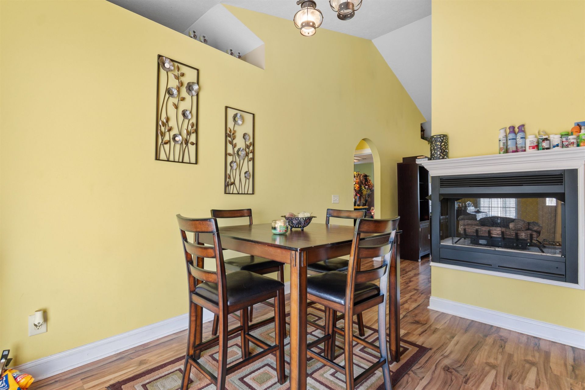 2537 Hugo Rd. Photo 12