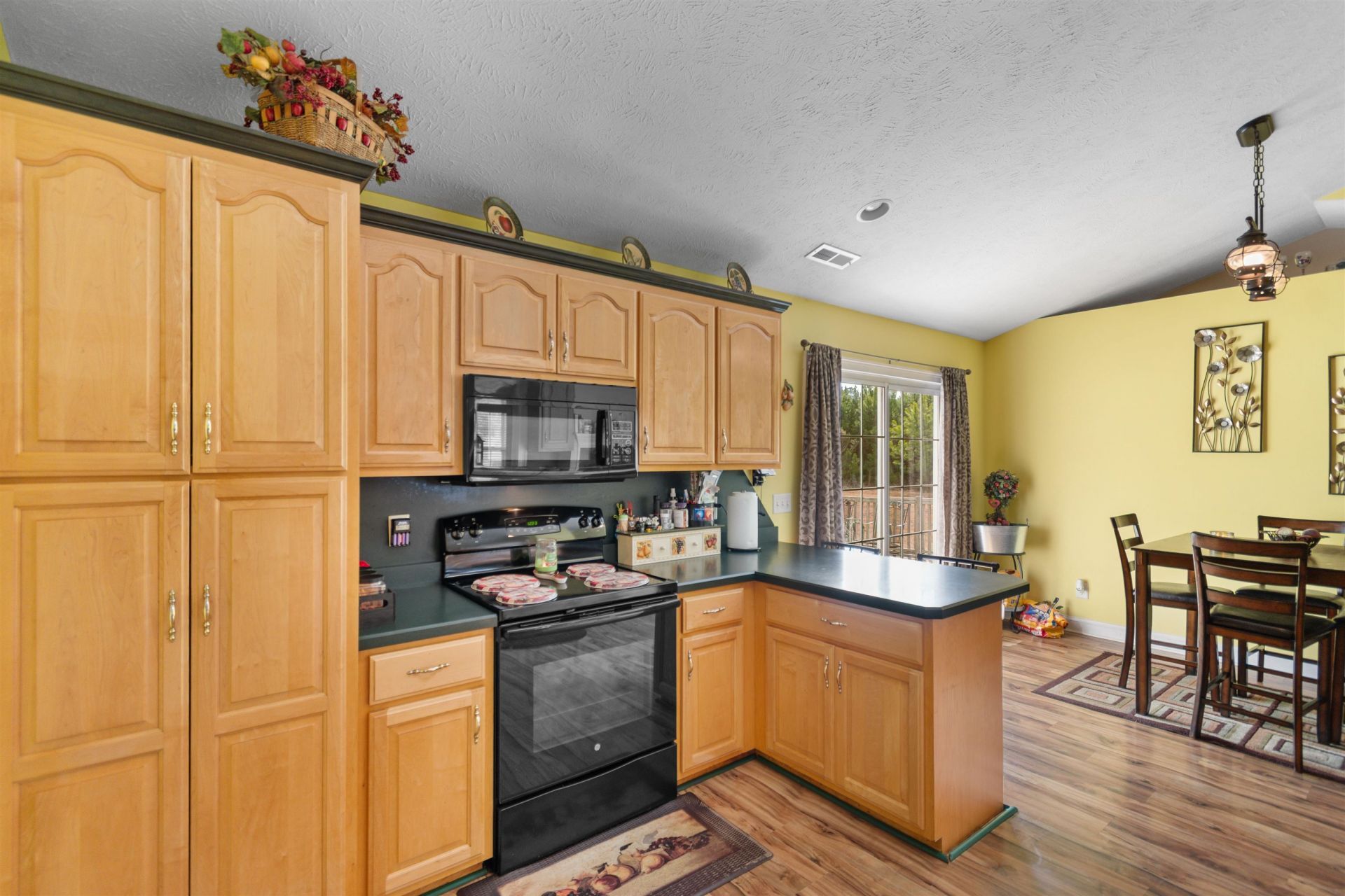 2537 Hugo Rd. Photo 15