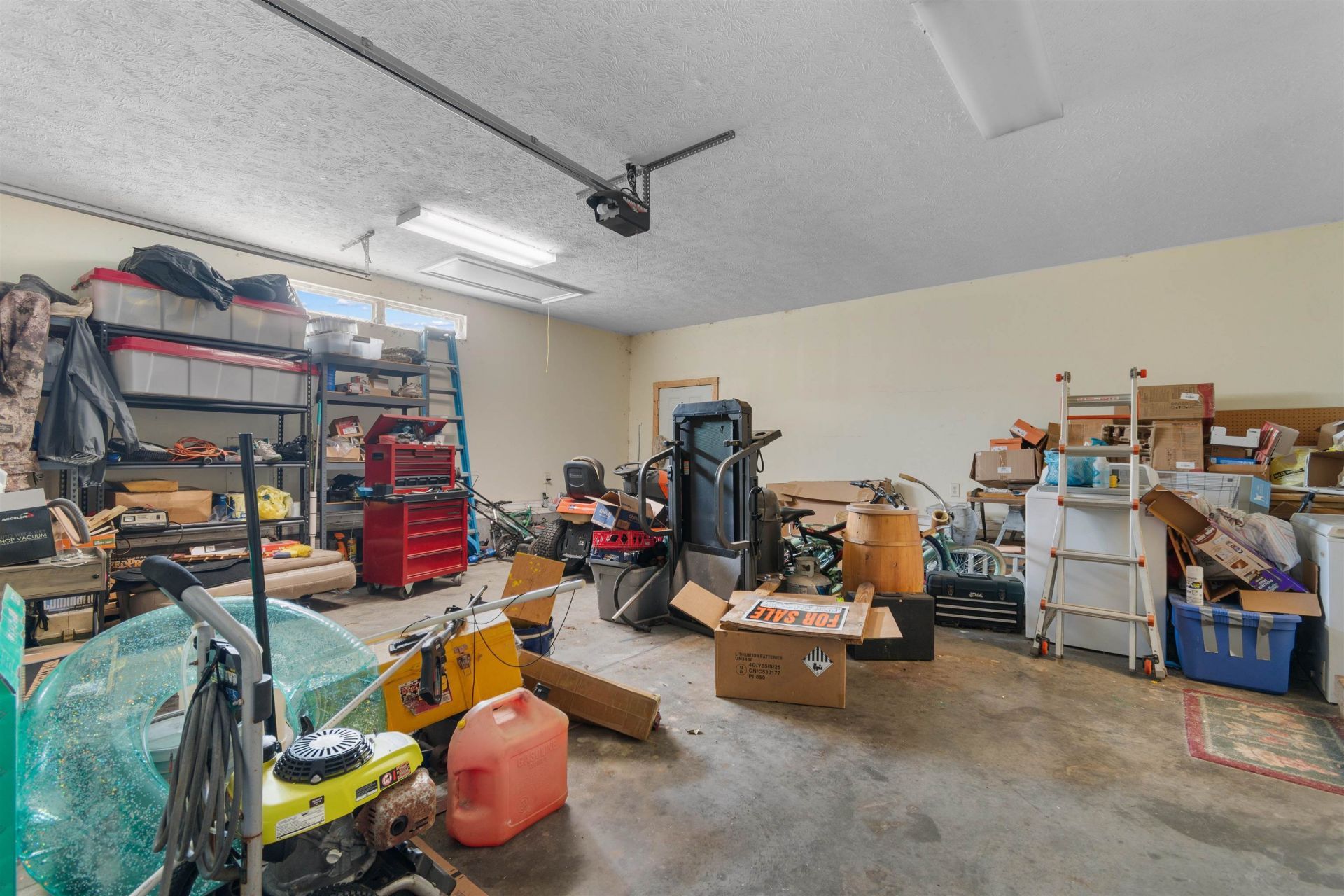 2537 Hugo Rd. Photo 31