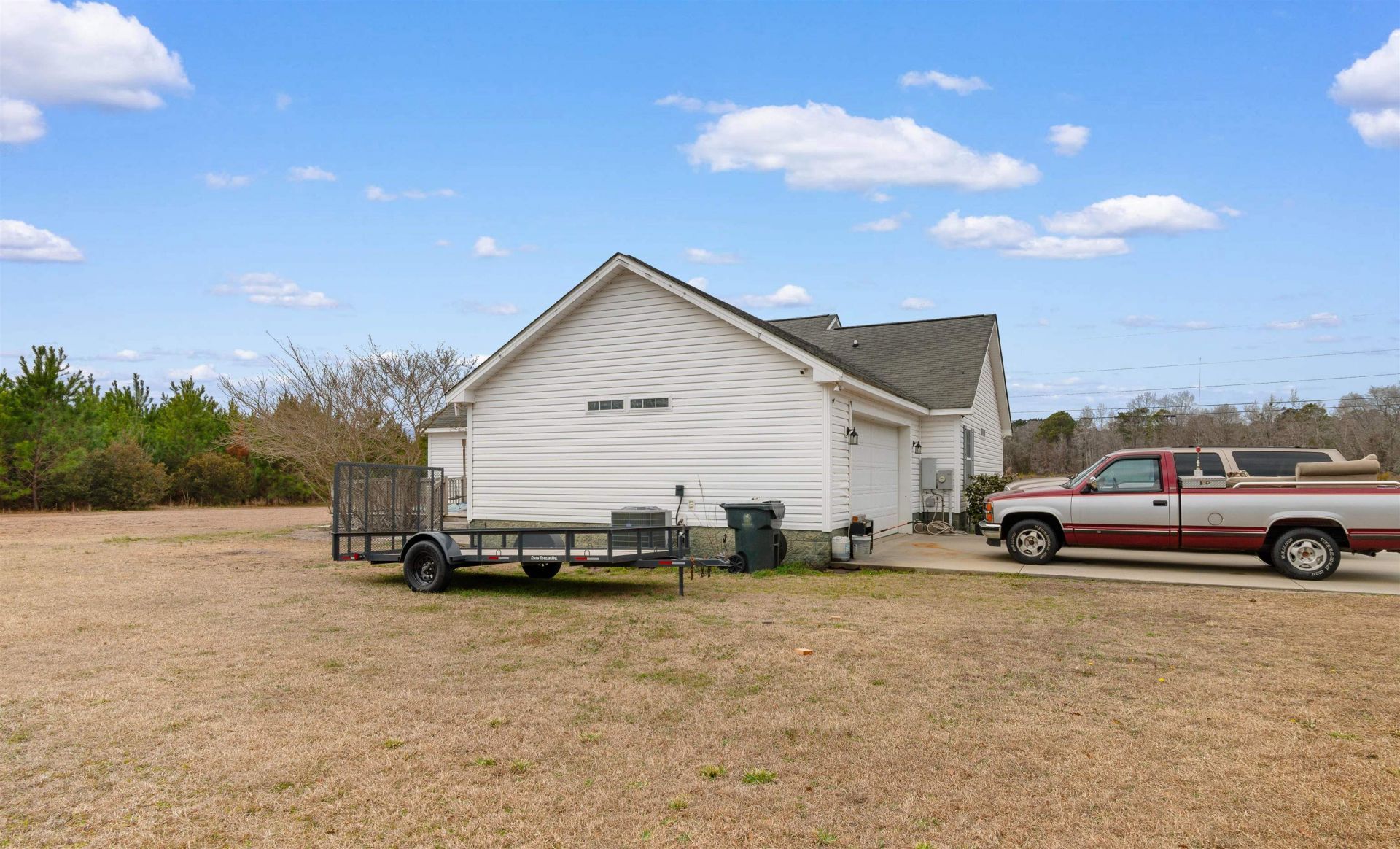 2537 Hugo Rd. Photo 35